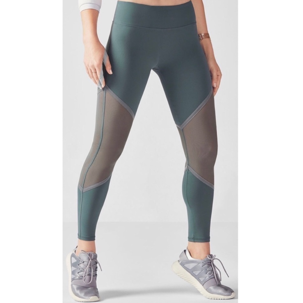 Fabletics- Mid Rise Powerhold Mesh Leggings